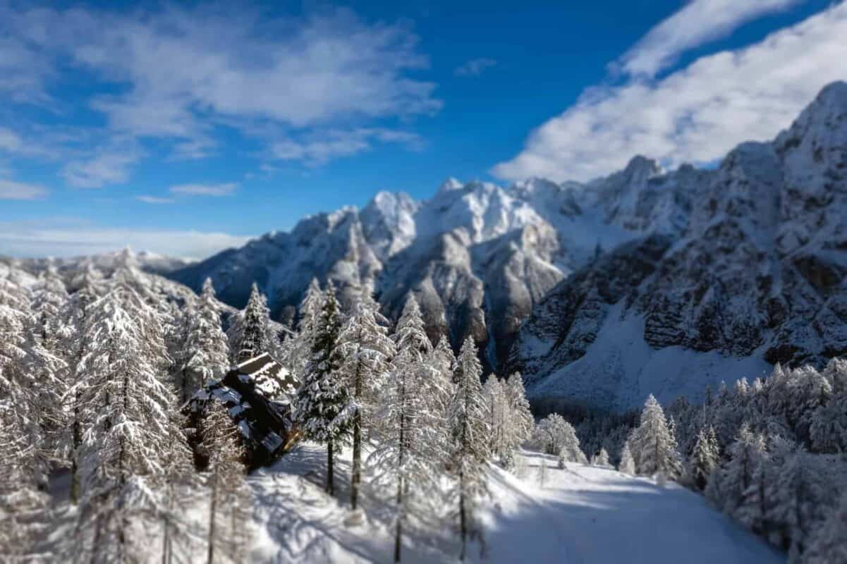 Je verblijf in een berghut in Vrsic in Kranjska Gora, Slovenië. Je verblijf in Vršič.